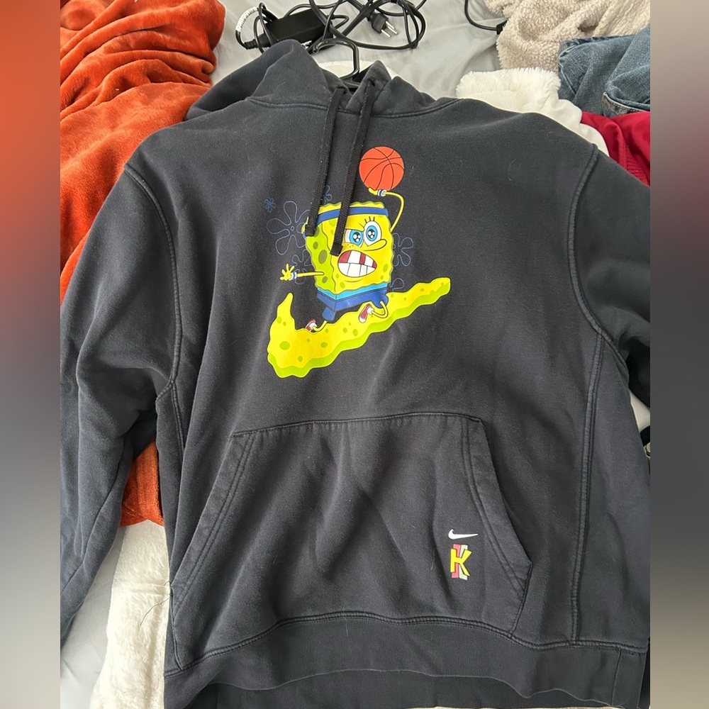 NIKExKYRIE collab spongebob hoodie